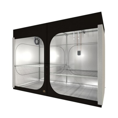 Tenda de cultivo interior preta com janelas transparentes e estrutura metálica