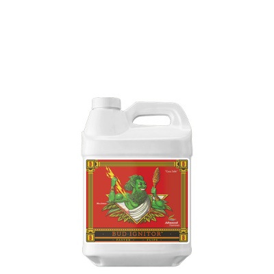 Frasco branco com etiqueta vermelha com figura verde e texto Bud-Ignitor