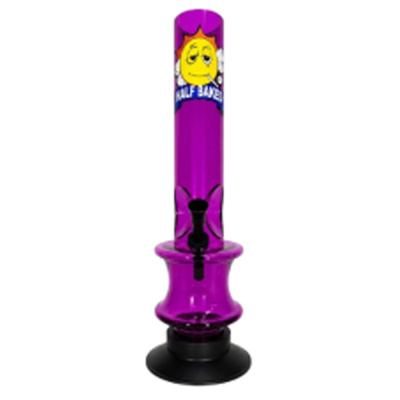 Bong roxo com base preta e design facial amarelo e texto HALF BAKED