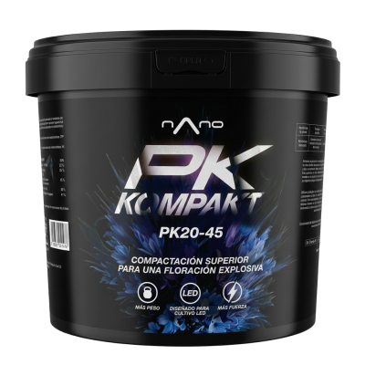 Baldes pretos com rótulo de produto PK KOMPAKT PK20-45 e imagem de flores azuis.