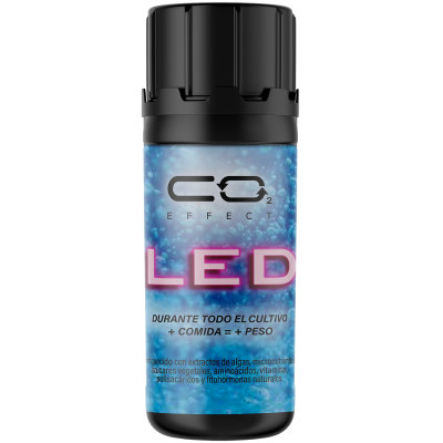 Frasco preto com rótulo azul com texto CO2 EFFECT LED