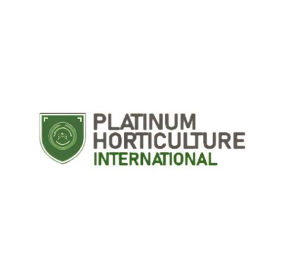 Logótipo Platinum Horticulture International com escudo verde e texto cinzento e verde