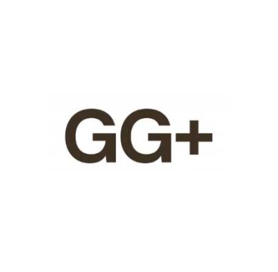 Letras GG+ castanho escuro em fundo branco