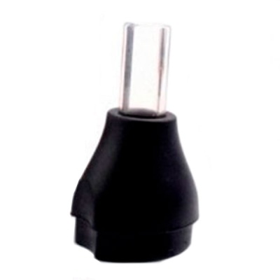 Adaptador elétrico preto com conector metálico