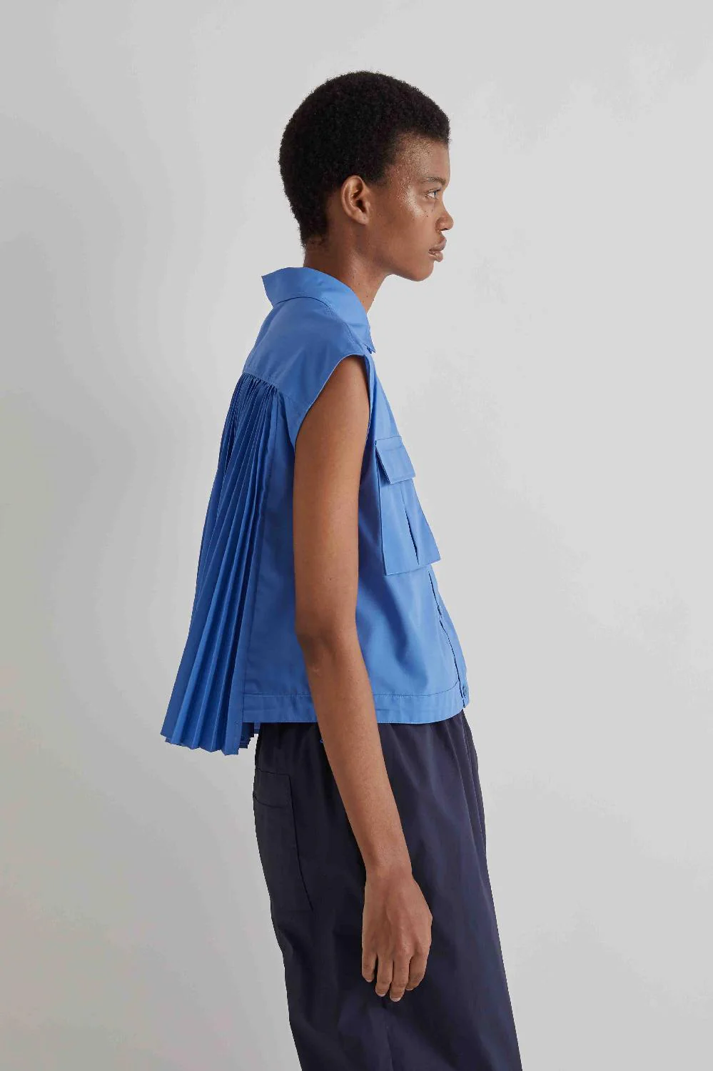 Sleeveless Shirt with Pleated Back | raquelprates