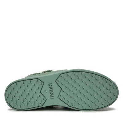 Sola verde de calçado com padrão e marca INUUKI tamanho 37