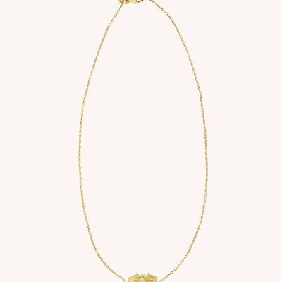 Colar dourado com pendente em cápsula e fecho com extensor
