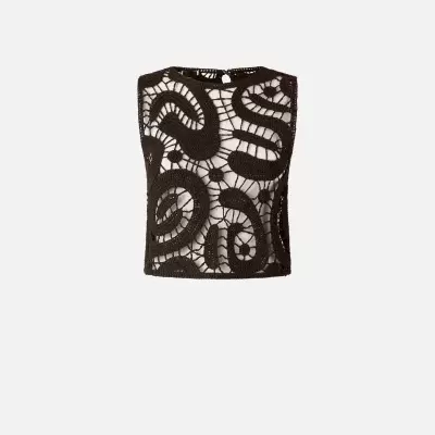 Top de croché preto para mulher com padrão geométrico e decote redondo