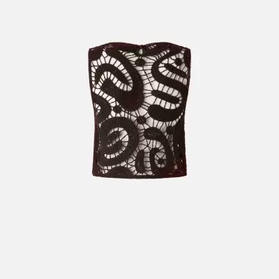 Blusa castanha de crochet com padrão abstrato e tecido aberto