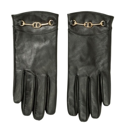 Luvas pretas de couro com fivela dourada