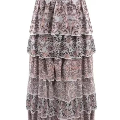 Saia longa com várias camadas em padrões florais tons pastel