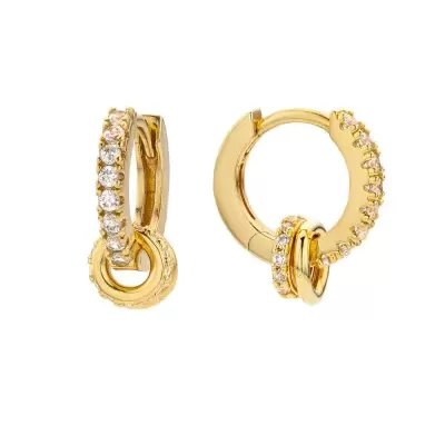 Brincos dourados com cristais em argola e anéis pendentes