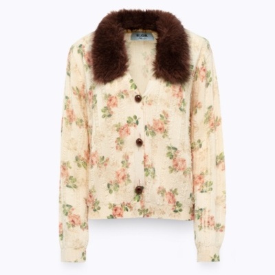 Cardigan floral creme com gola em pelo castanho escuro