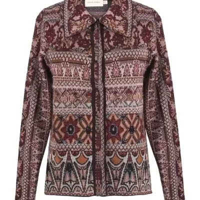 Casaco feminino padrão étnico em tons vinho e castanho