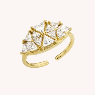 Anel aberto dourado com pedras triangulares brilhantes