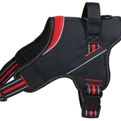 peitoral para cão preto e vermelho com tiras ajustáveis e fivela