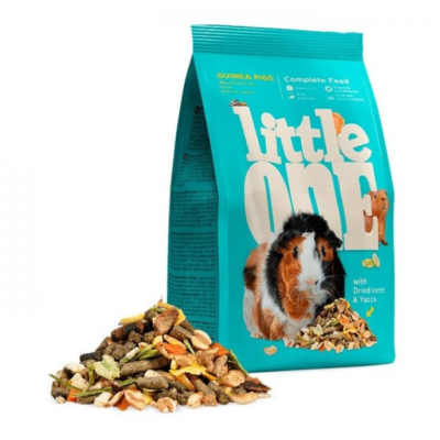 Ração little ONE para porquinhos-da-índia em embalagem azul com uma foto do animal e mistura de ração seca colorida