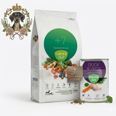 Saco branco de ração Natura Diet e lata de comida para cães Duck & Vegs