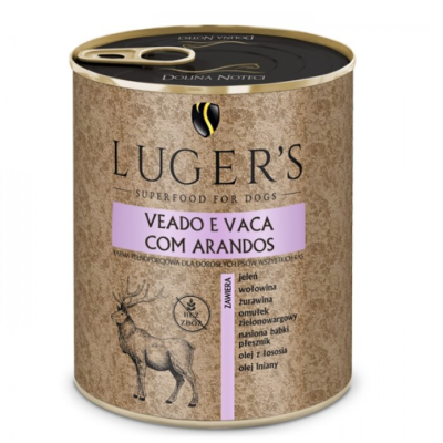 Lata de comida para cães Luger’s sabor veado e vaca com arandos, com imagem de veado e texto em português e polaco