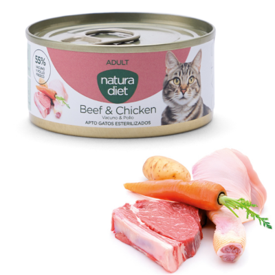 Lata de comida para gatos Natura Diet Beef & Chicken com ingredientes frescos visíveis