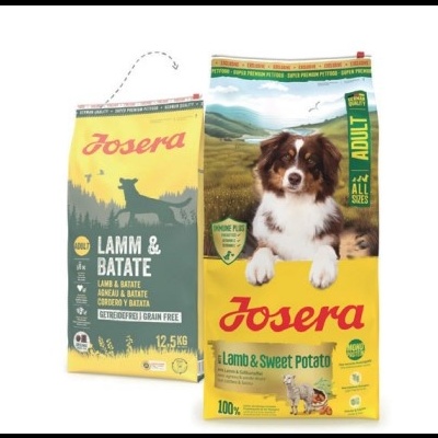Embalagens de ração para cães da marca Josera com texto Lamm & Batate e Lamb & Sweet Potato