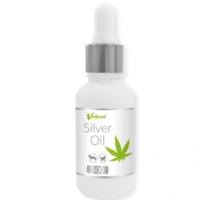 Frasco branco de óleo Silver Oil com conta-gotas e rótulo branco com texto e imagem de folha verde.
