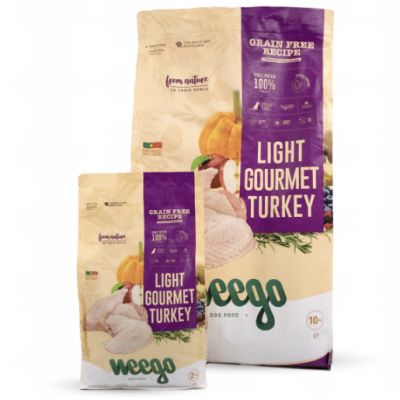 Embalações de ração Weego Light Gourmet Turkey para cães com ilustração de peru e vegetais