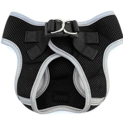 Peitoral para cão preto com argolas metálicas e bordas cinza