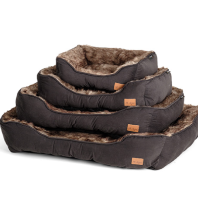 Quatro camas para animais empilhadas, tecido cinzento escuro com interior de pêlo castanho claro