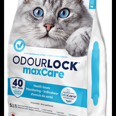 Embalagem de areia para gatos Odourlock maxcare com imagem de gato cinzento de olhos azuis.