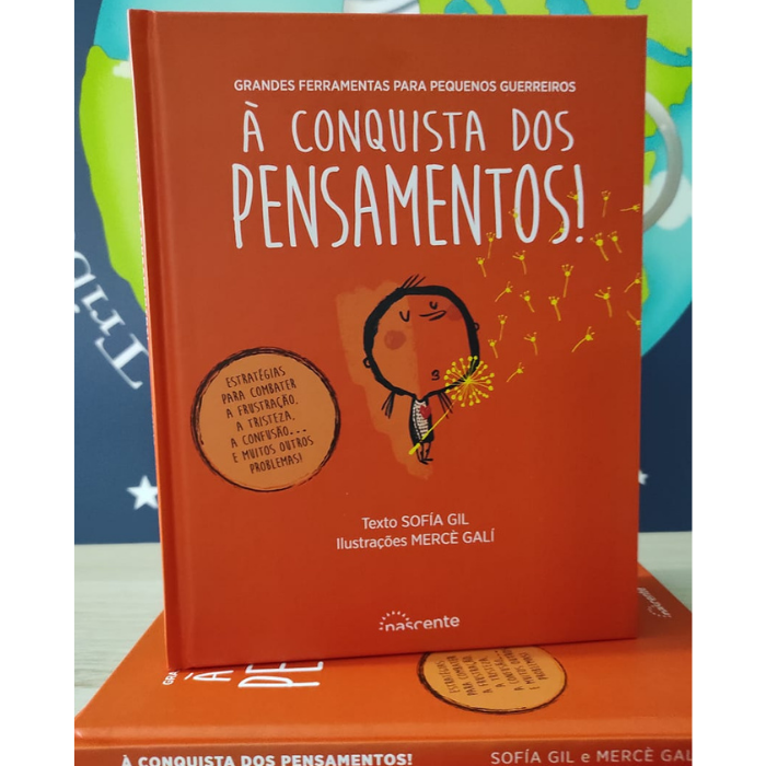 Grandes Ferramentas para Pequenos Guerreiros: À Conquista dos Pensamentos! | Nascente Capa de livro laranja com ilustração de criança e texto sobre pensamentos