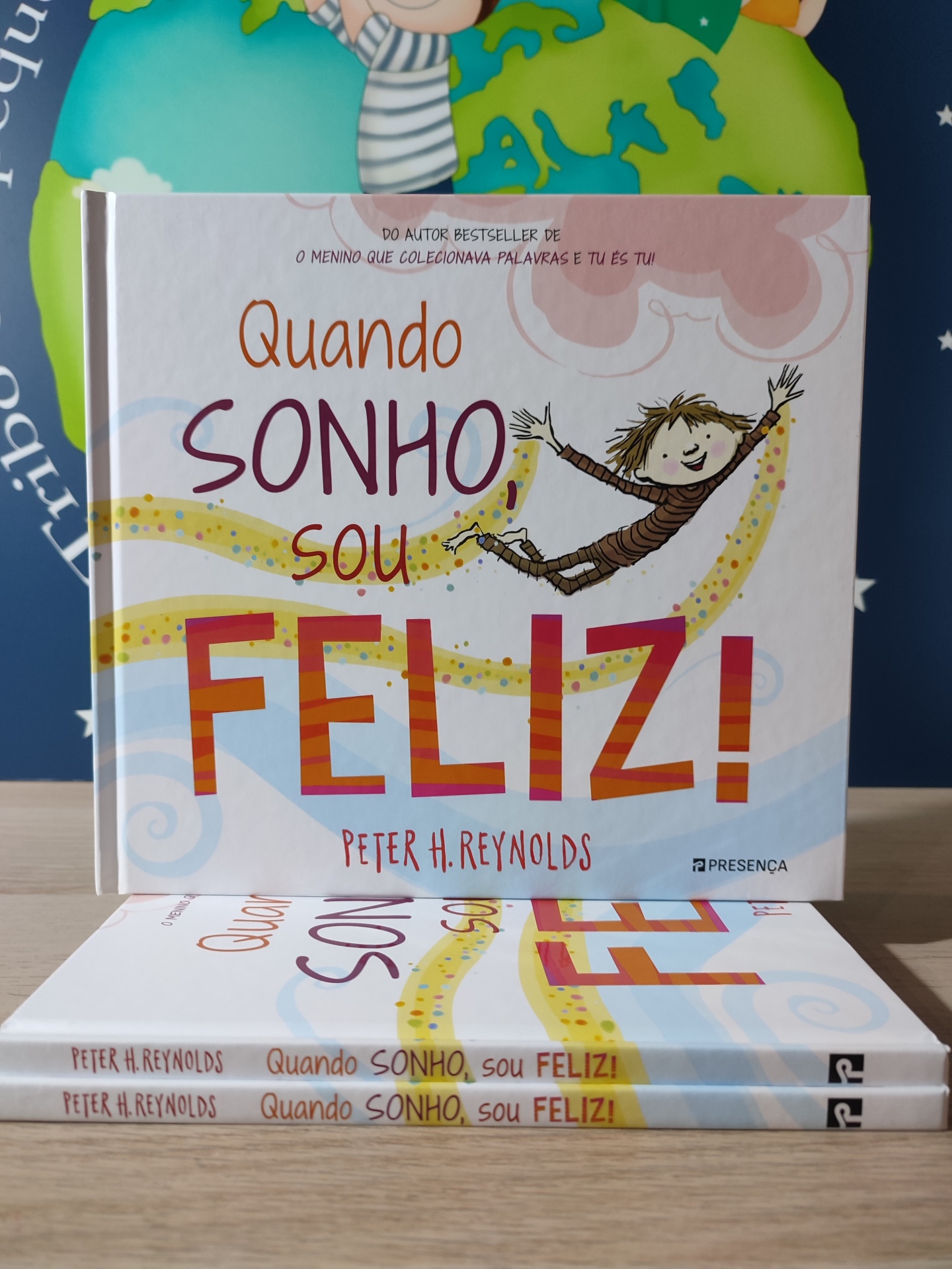 Livro infantil Quando Sonho Sou Feliz, da Editorial Presen&ccedil;a