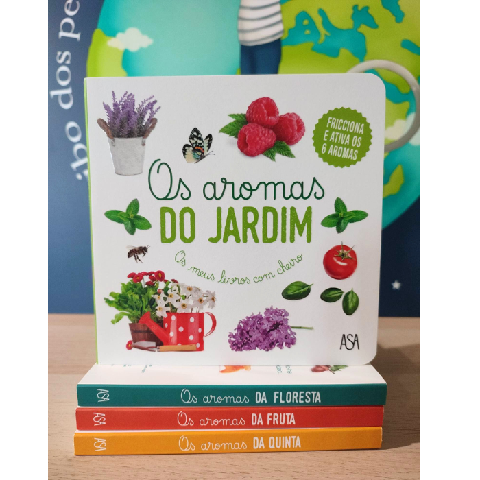 Os aromas do Jardim | ASA Conjunto de quatro livros coloridos sobre aromas empilhados numa mesa