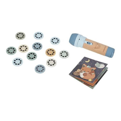 Conjunto de brinquedo infantil com discos coloridos, lanterna de madeira azul e livro ilustrado