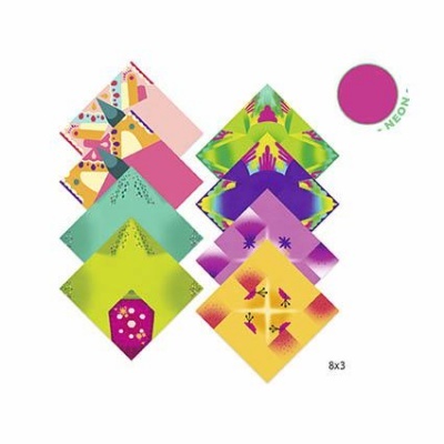 Conjunto de lenços coloridos com padrões geométricos e florais em neon e pastel