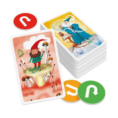 Baralho de cartas com ilustrações de duende e mago, fichas coloridas com símbolos de seta.