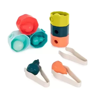 Conjunto de copos coloridos empilháveis com pinças de plástico