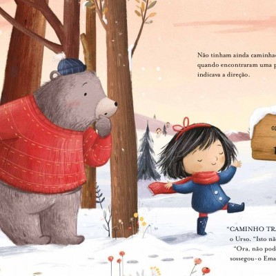 Ilustração de urso e menina na neve junto a placa de madeira.