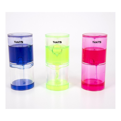 Três temporizadores de areia coloridos azul, verde-neon e rosa com marca TickiT