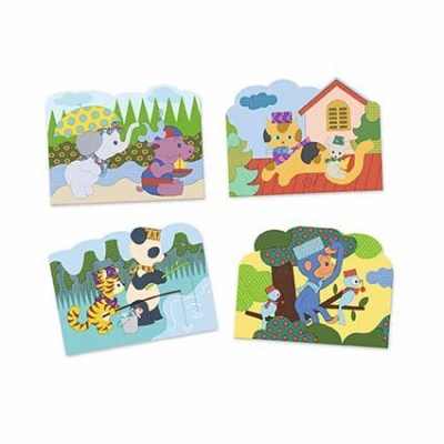 Quatro puzzles infantis coloridos com animais em madeira