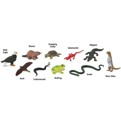 Figuras de animais em plástico com nomes em inglês