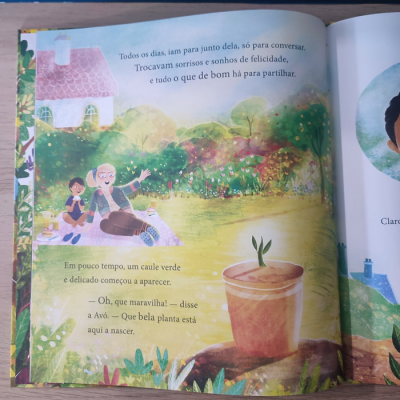 Página de livro ilustrado com avó e criança no jardim e texto em português.
