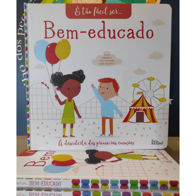 Capa de livro infantil 'É tão fácil ser... Bem-educado' com ilustrações coloridas de crianças e parque de diversões