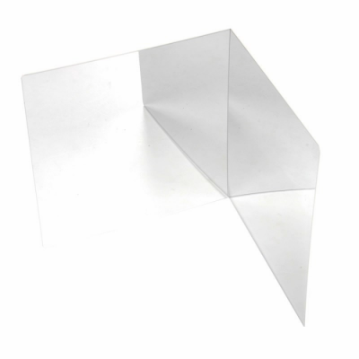 Barreira de acrílico transparente angular sobre fundo branco