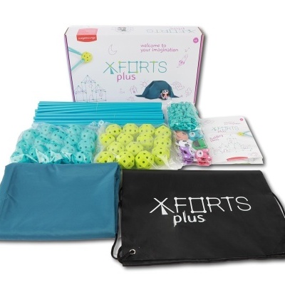 Conjunto de treino canino XFURTS plus com vários brinquedos coloridos e sacos