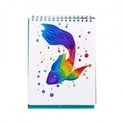 Caderno com desenho colorido de peixe em espiral