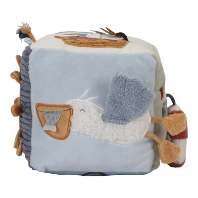 Brinquedo cubo macio com pássaro em tecido azul claro e cinzento