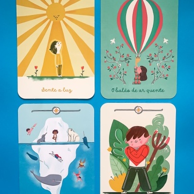 Quatro cartas ilustradas com crianças e textos em português, tema natureza e emoções.