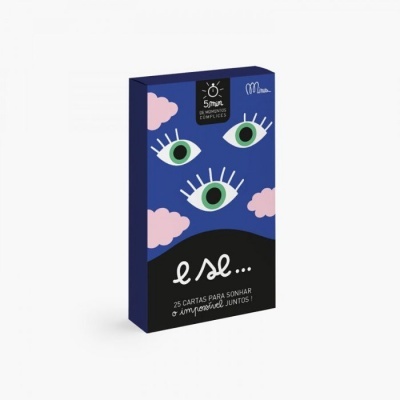 Caixa azul com olhos verdes, nuvens cor-de-rosa e texto em branco