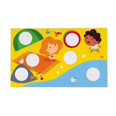 Tapete infantil com ilustração de praia e personagens de criança coloridos